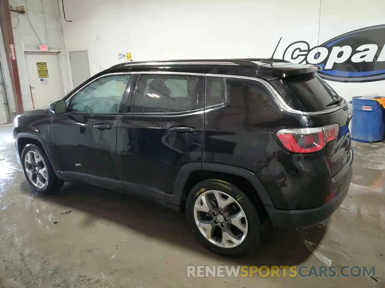 2 Photograph of a damaged car 3C4NJCCB0LT229724 JEEP COMPASS 2020