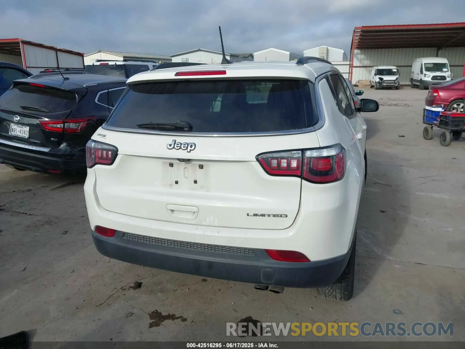 16 Photograph of a damaged car 3C4NJCCB1LT114565 JEEP COMPASS 2020