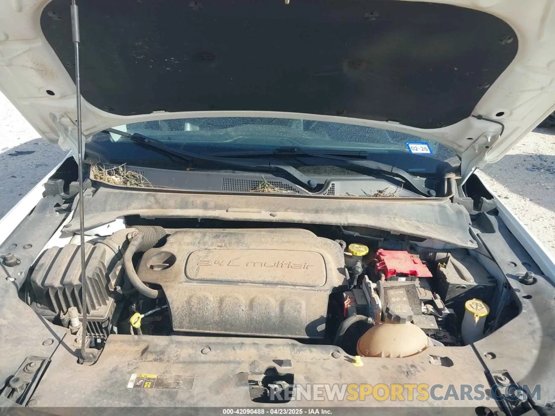10 Photograph of a damaged car 3C4NJCCB1LT123329 JEEP COMPASS 2020