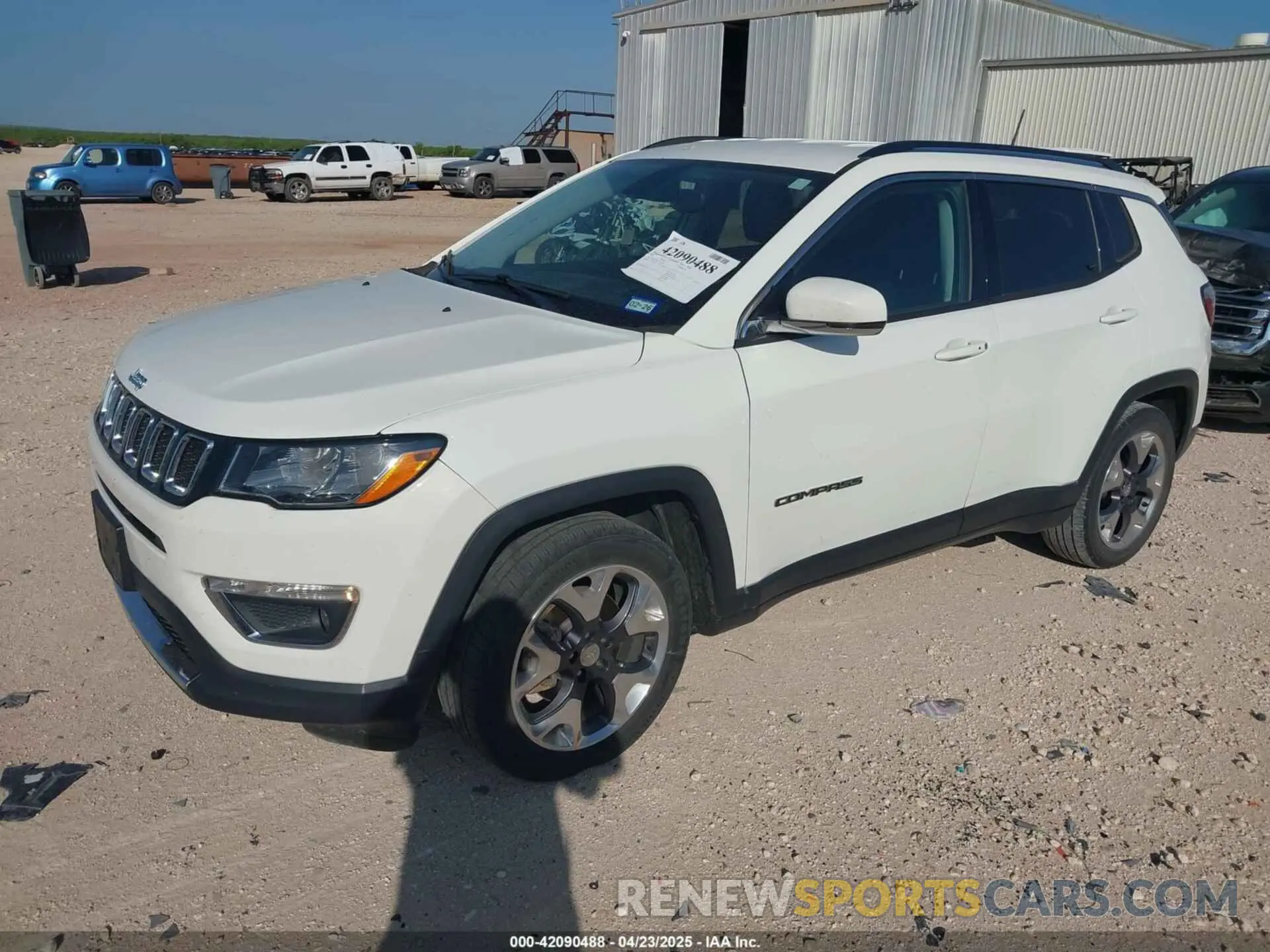 2 Photograph of a damaged car 3C4NJCCB1LT123329 JEEP COMPASS 2020