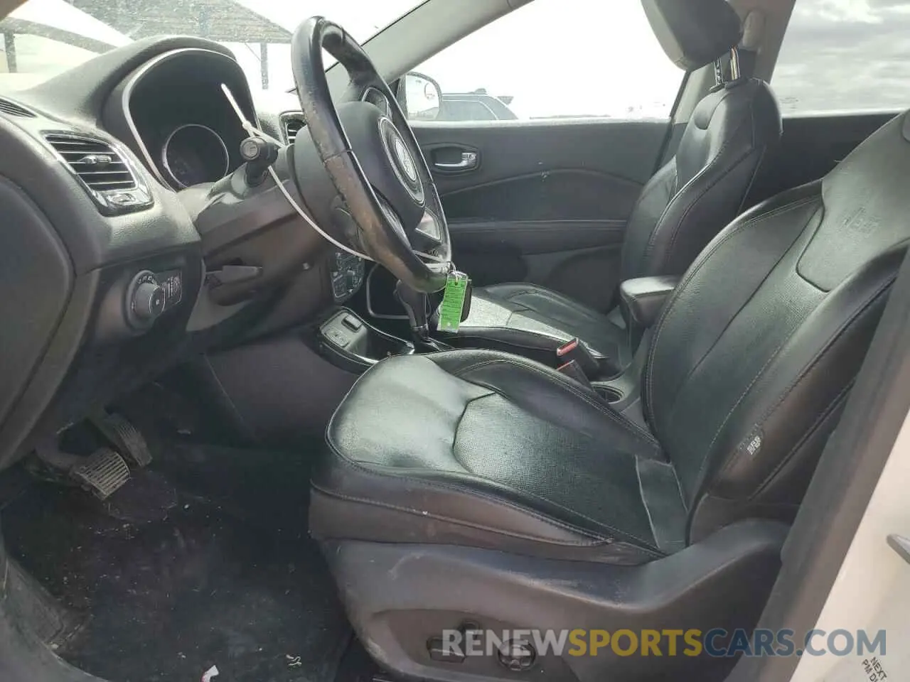 7 Photograph of a damaged car 3C4NJCCB2LT110363 JEEP COMPASS 2020