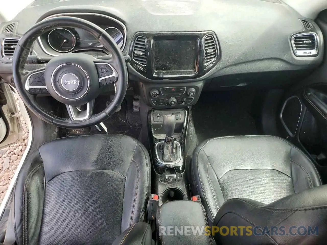 8 Photograph of a damaged car 3C4NJCCB2LT110363 JEEP COMPASS 2020