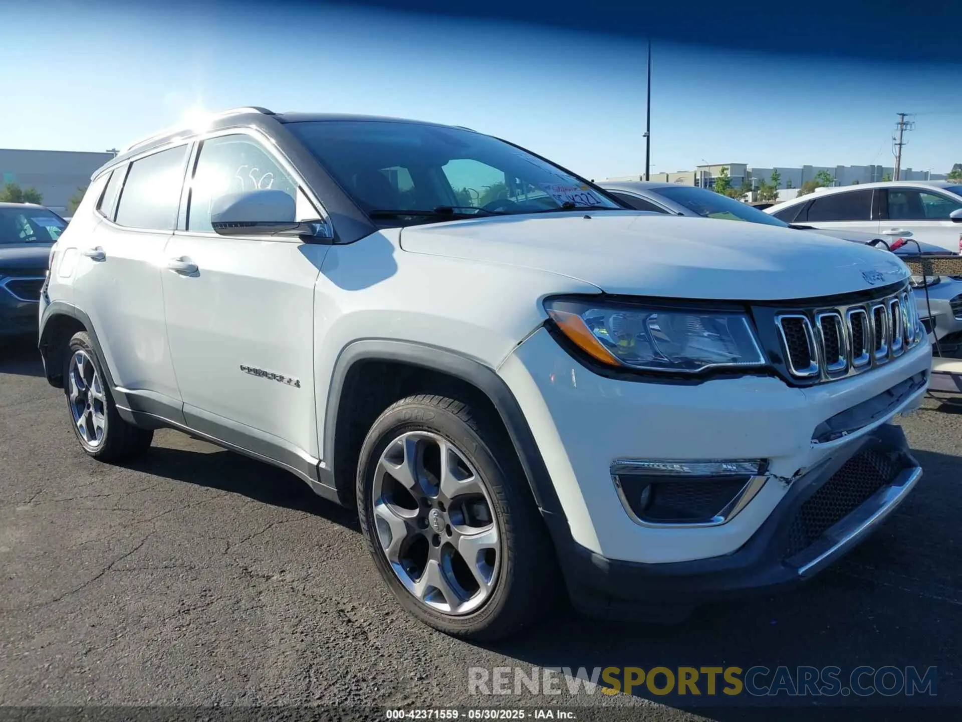 1 Photograph of a damaged car 3C4NJCCB2LT114607 JEEP COMPASS 2020