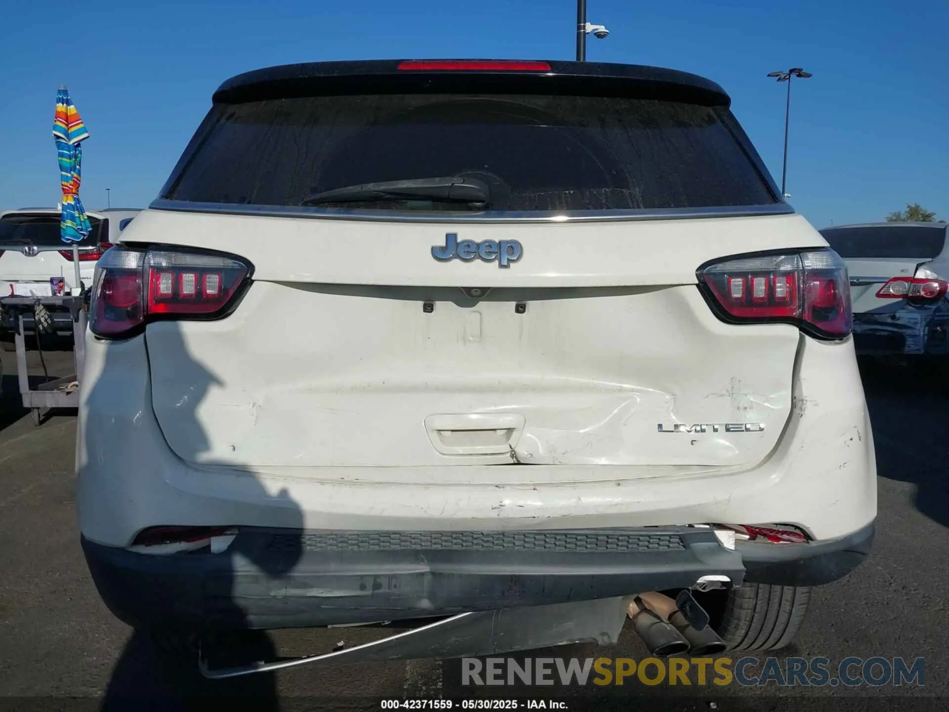 16 Photograph of a damaged car 3C4NJCCB2LT114607 JEEP COMPASS 2020
