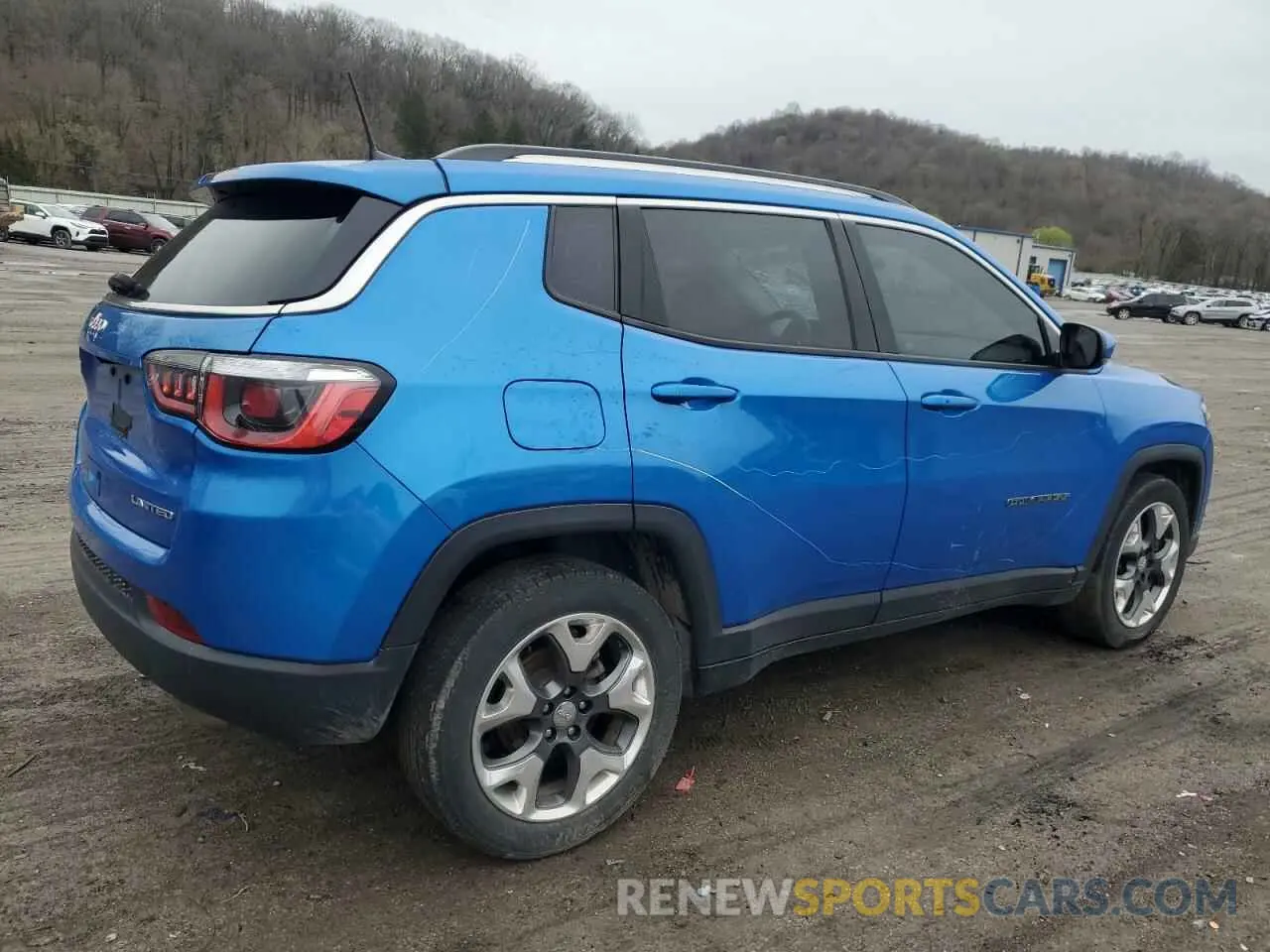 3 Photograph of a damaged car 3C4NJCCB2LT114672 JEEP COMPASS 2020