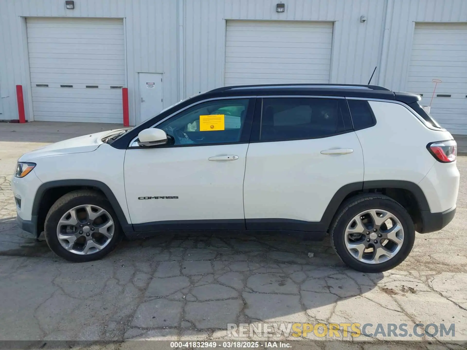 13 Photograph of a damaged car 3C4NJCCB2LT247237 JEEP COMPASS 2020