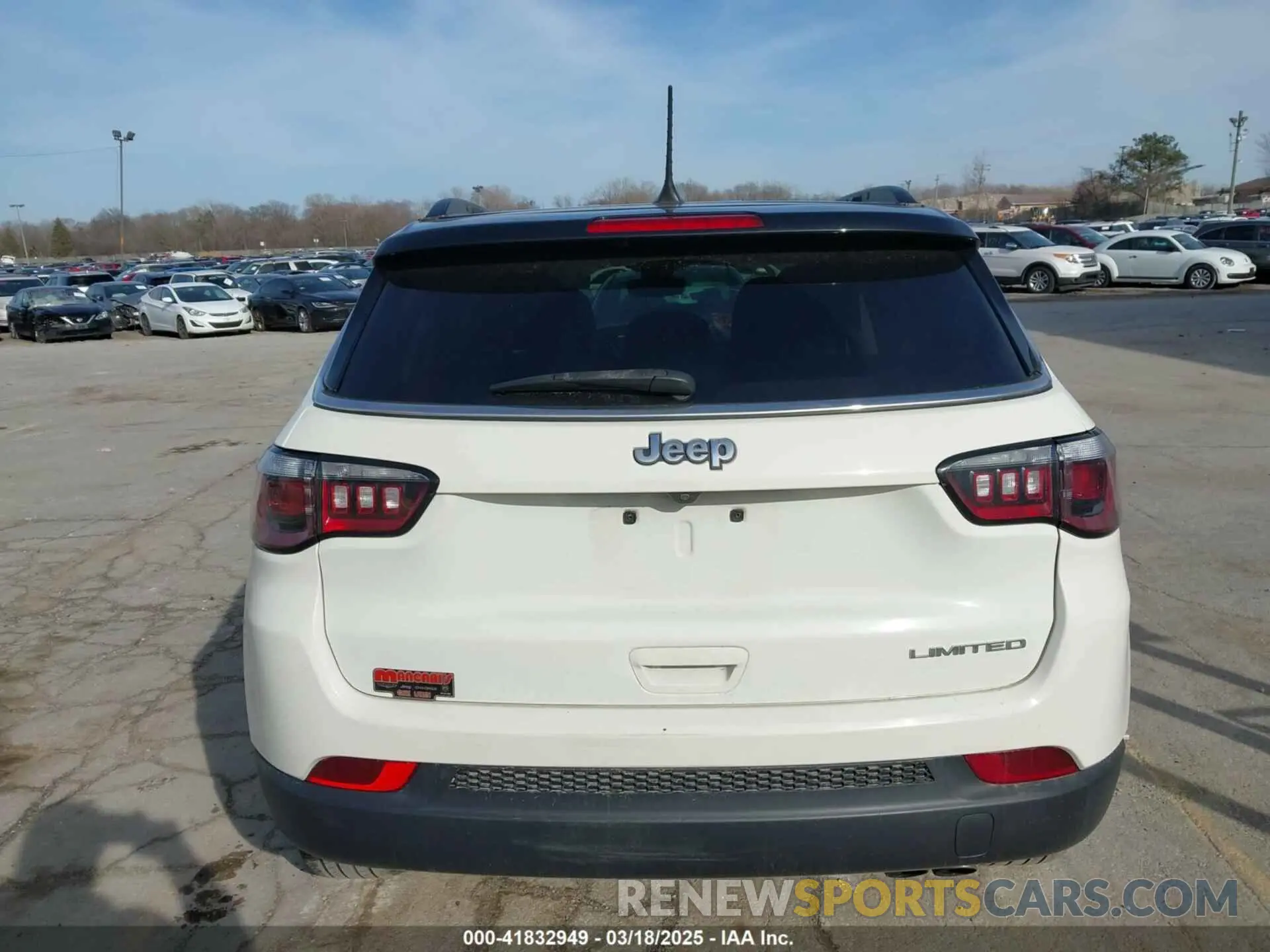 15 Photograph of a damaged car 3C4NJCCB2LT247237 JEEP COMPASS 2020