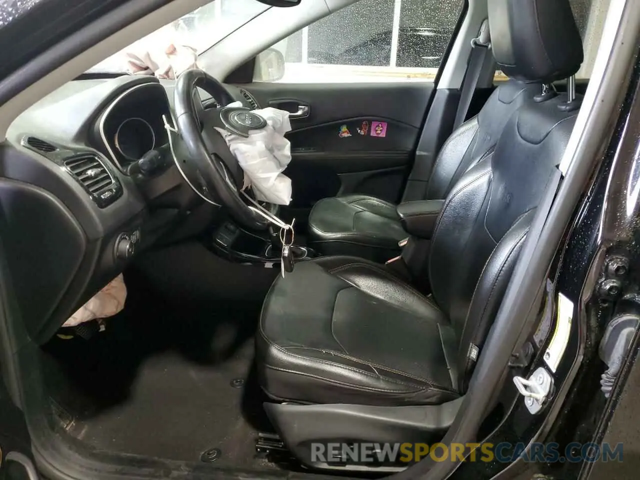 7 Photograph of a damaged car 3C4NJCCB3LT152704 JEEP COMPASS 2020
