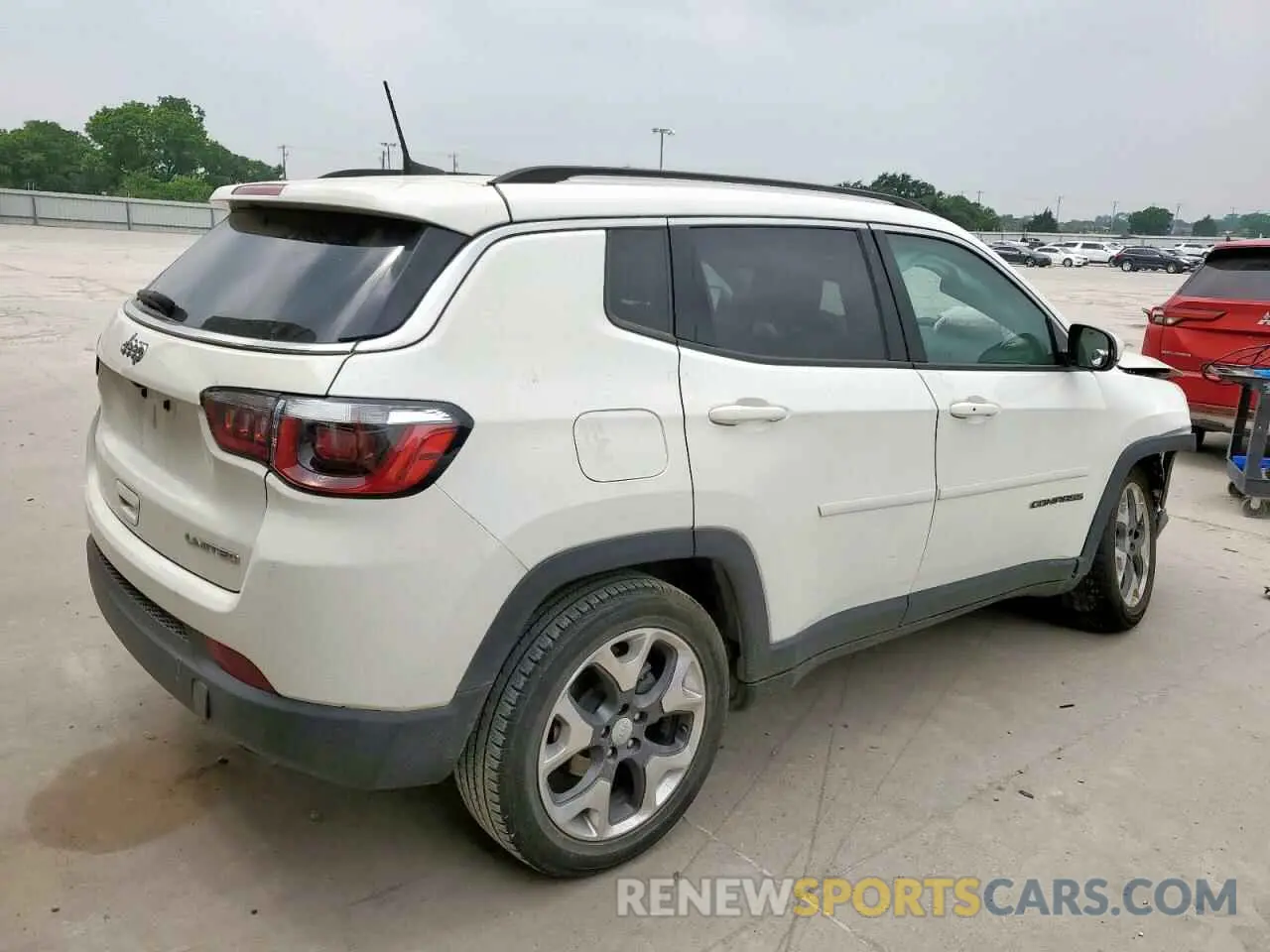 3 Photograph of a damaged car 3C4NJCCB4LT122675 JEEP COMPASS 2020