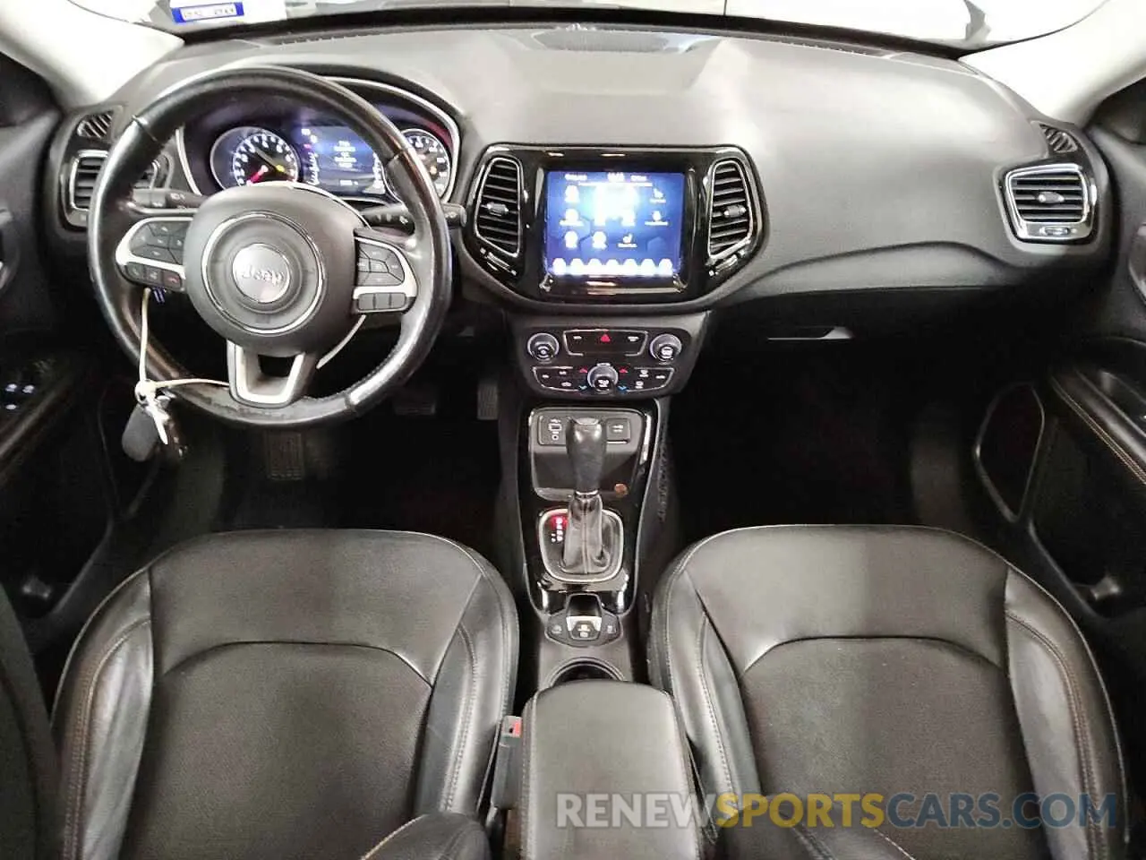 8 Photograph of a damaged car 3C4NJCCB4LT129058 JEEP COMPASS 2020