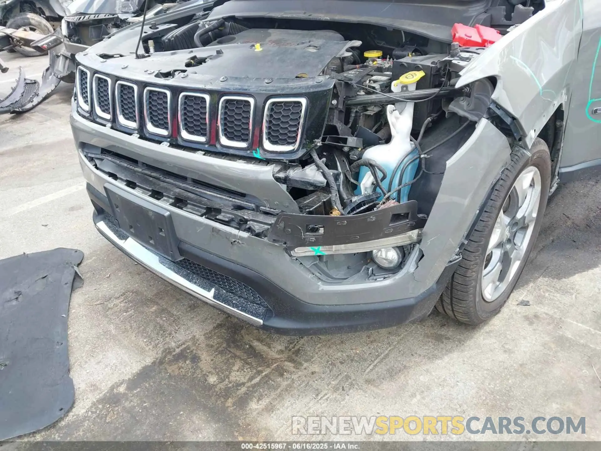 6 Photograph of a damaged car 3C4NJCCB5LT198373 JEEP COMPASS 2020