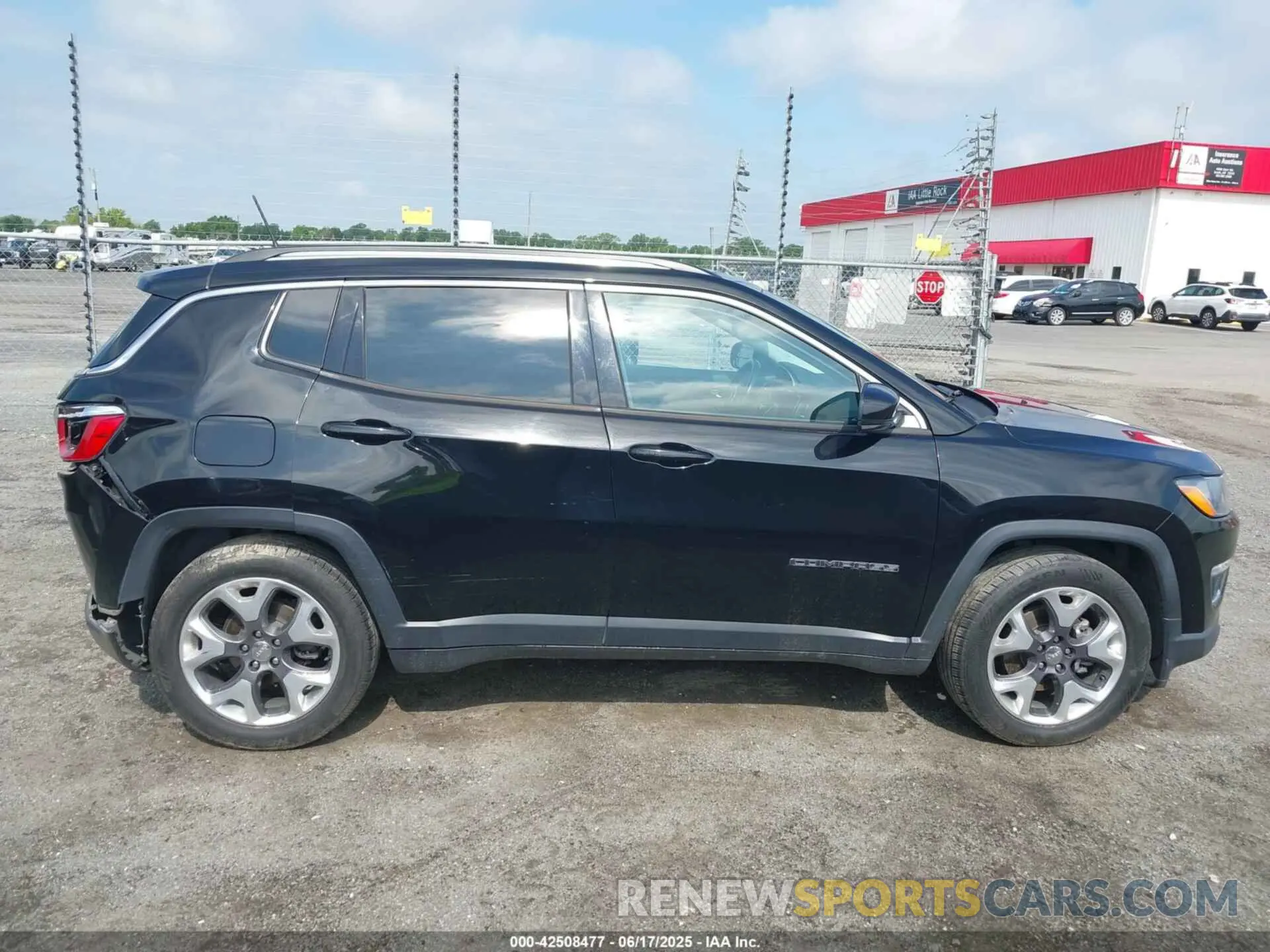 13 Photograph of a damaged car 3C4NJCCB6LT218582 JEEP COMPASS 2020