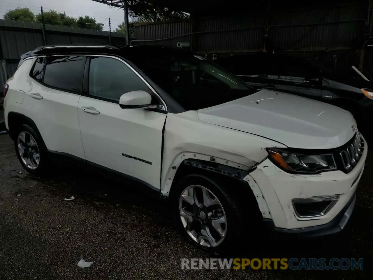 4 Photograph of a damaged car 3C4NJCCB7LT114392 JEEP COMPASS 2020
