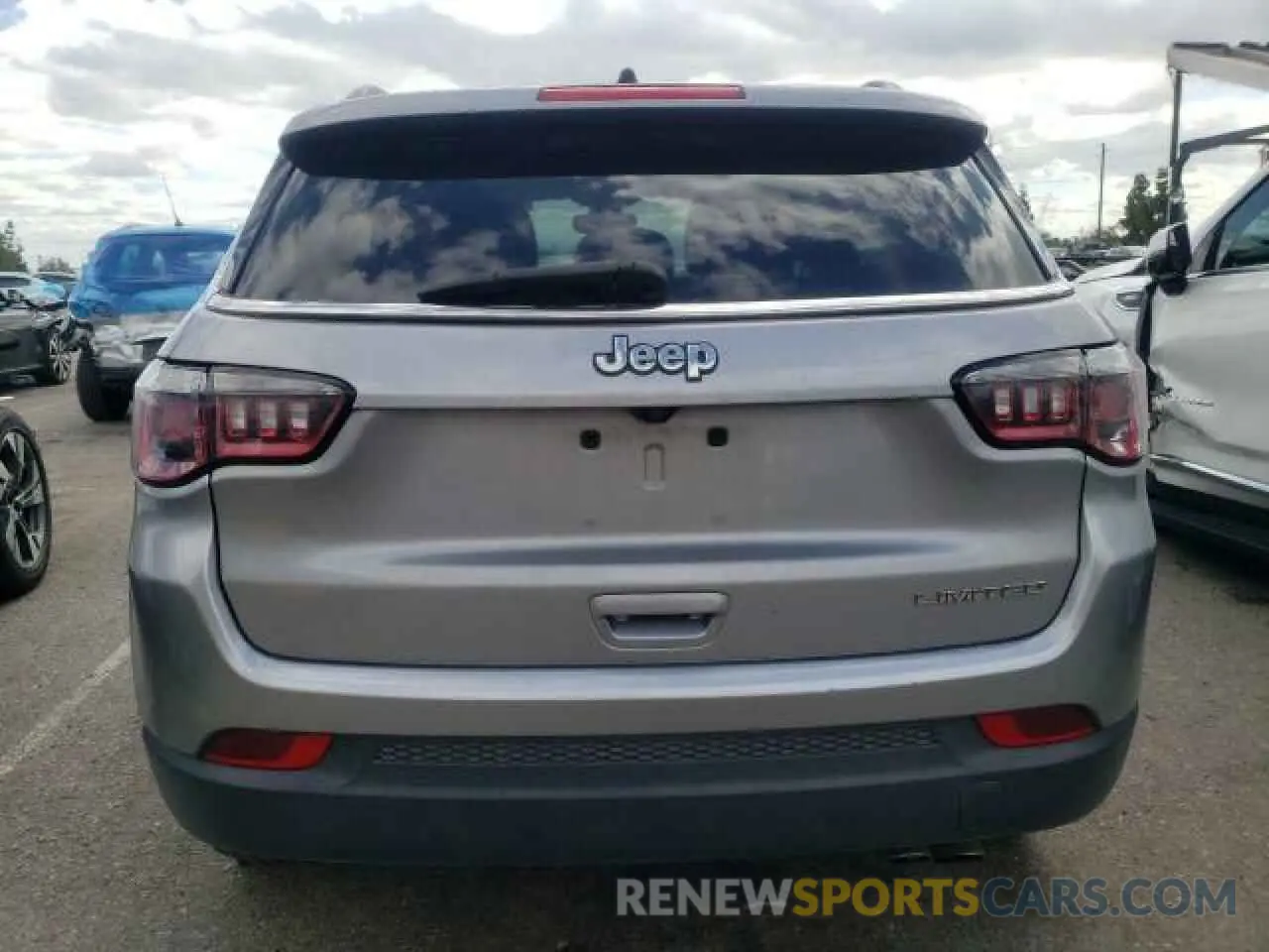 6 Photograph of a damaged car 3C4NJCCB7LT114456 JEEP COMPASS 2020