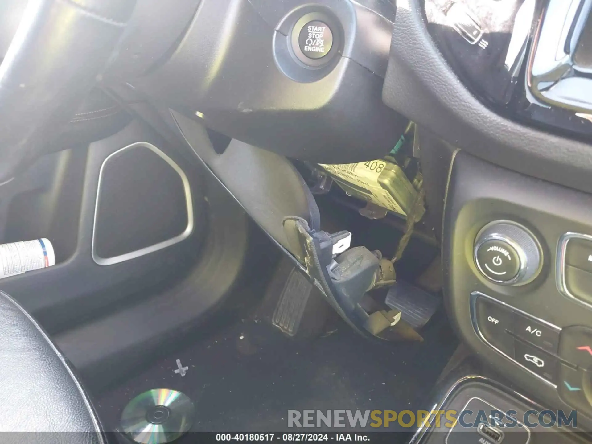 19 Photograph of a damaged car 3C4NJCCB7LT170817 JEEP COMPASS 2020