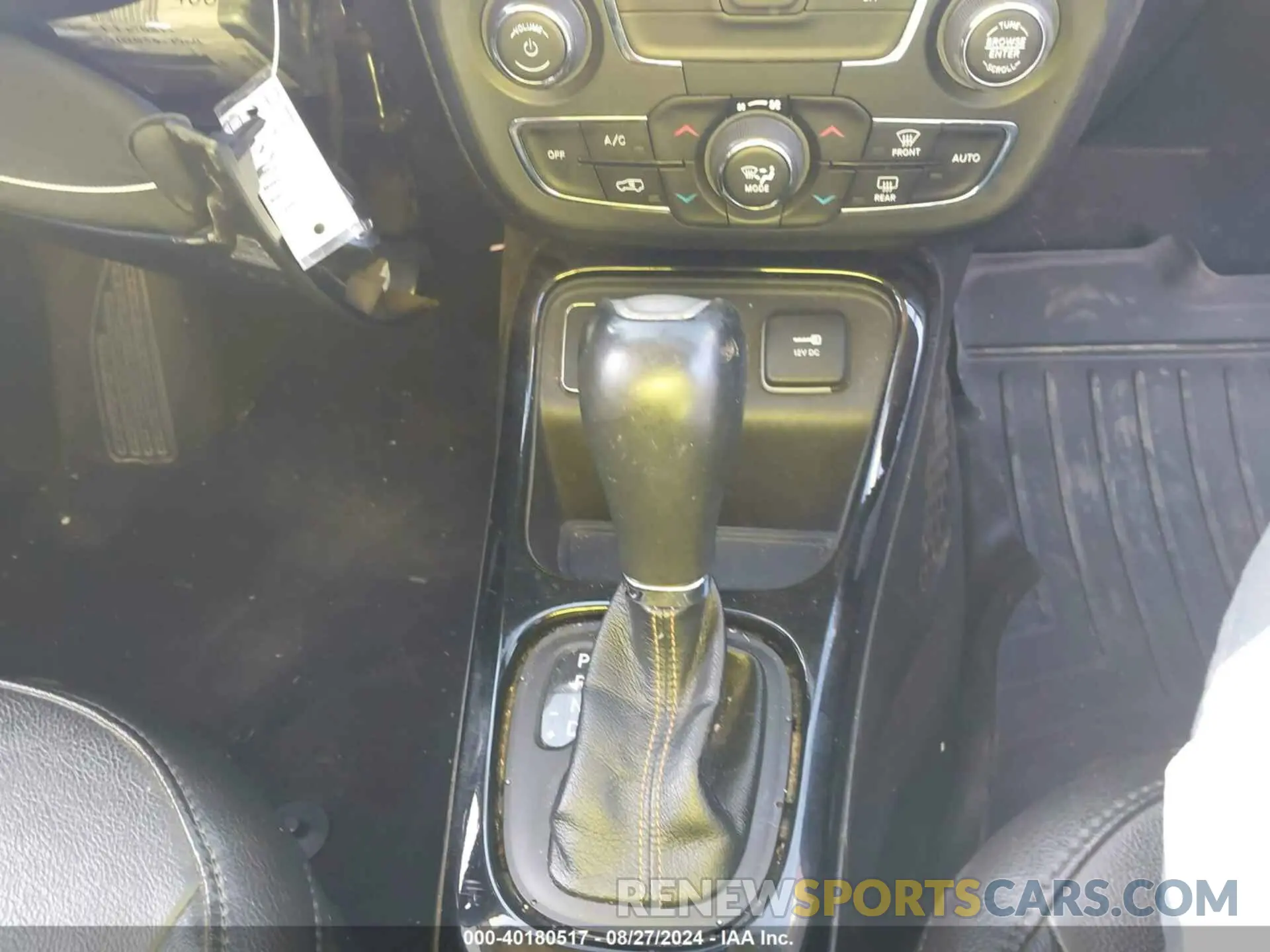 20 Photograph of a damaged car 3C4NJCCB7LT170817 JEEP COMPASS 2020