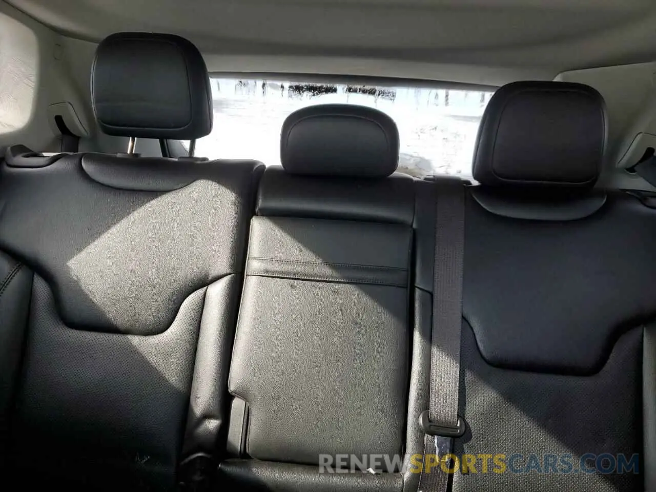10 Photograph of a damaged car 3C4NJCCB8LT108486 JEEP COMPASS 2020