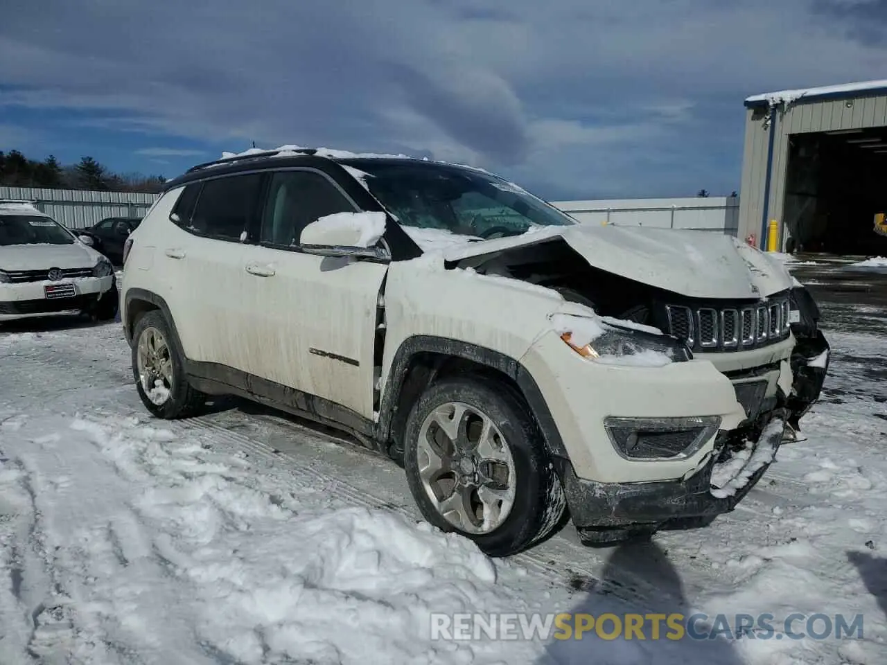 4 Photograph of a damaged car 3C4NJCCB8LT108486 JEEP COMPASS 2020