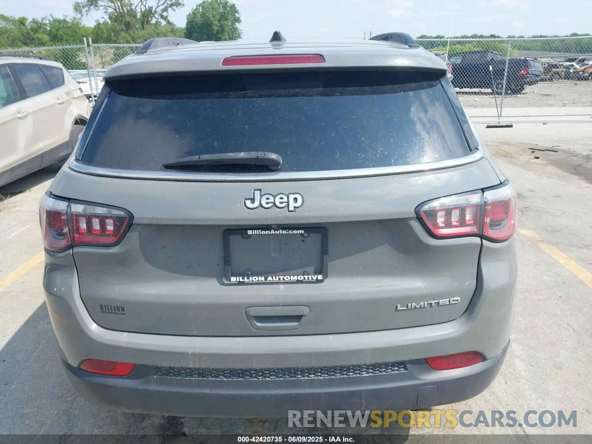 16 Photograph of a damaged car 3C4NJCCB8LT128866 JEEP COMPASS 2020