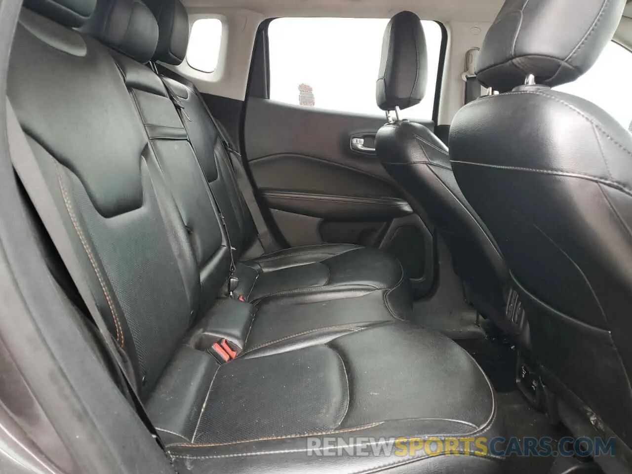 11 Photograph of a damaged car 3C4NJCCB8LT150706 JEEP COMPASS 2020