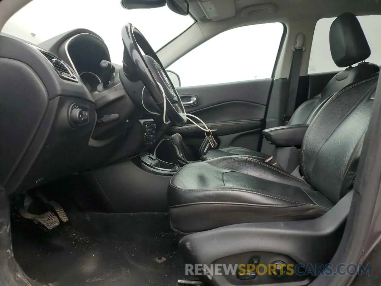 7 Photograph of a damaged car 3C4NJCCB8LT150706 JEEP COMPASS 2020