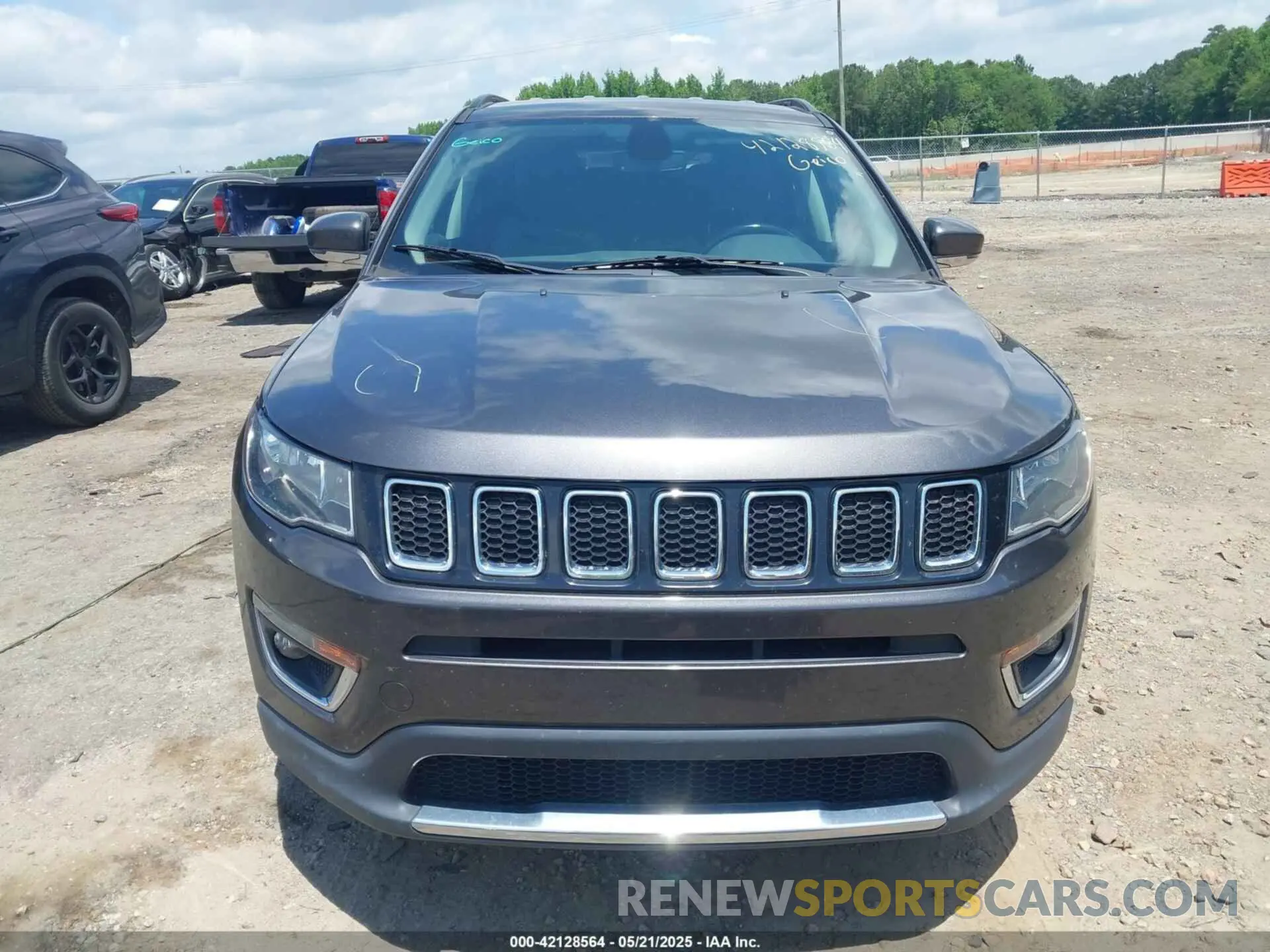 12 Photograph of a damaged car 3C4NJCCB8LT158403 JEEP COMPASS 2020