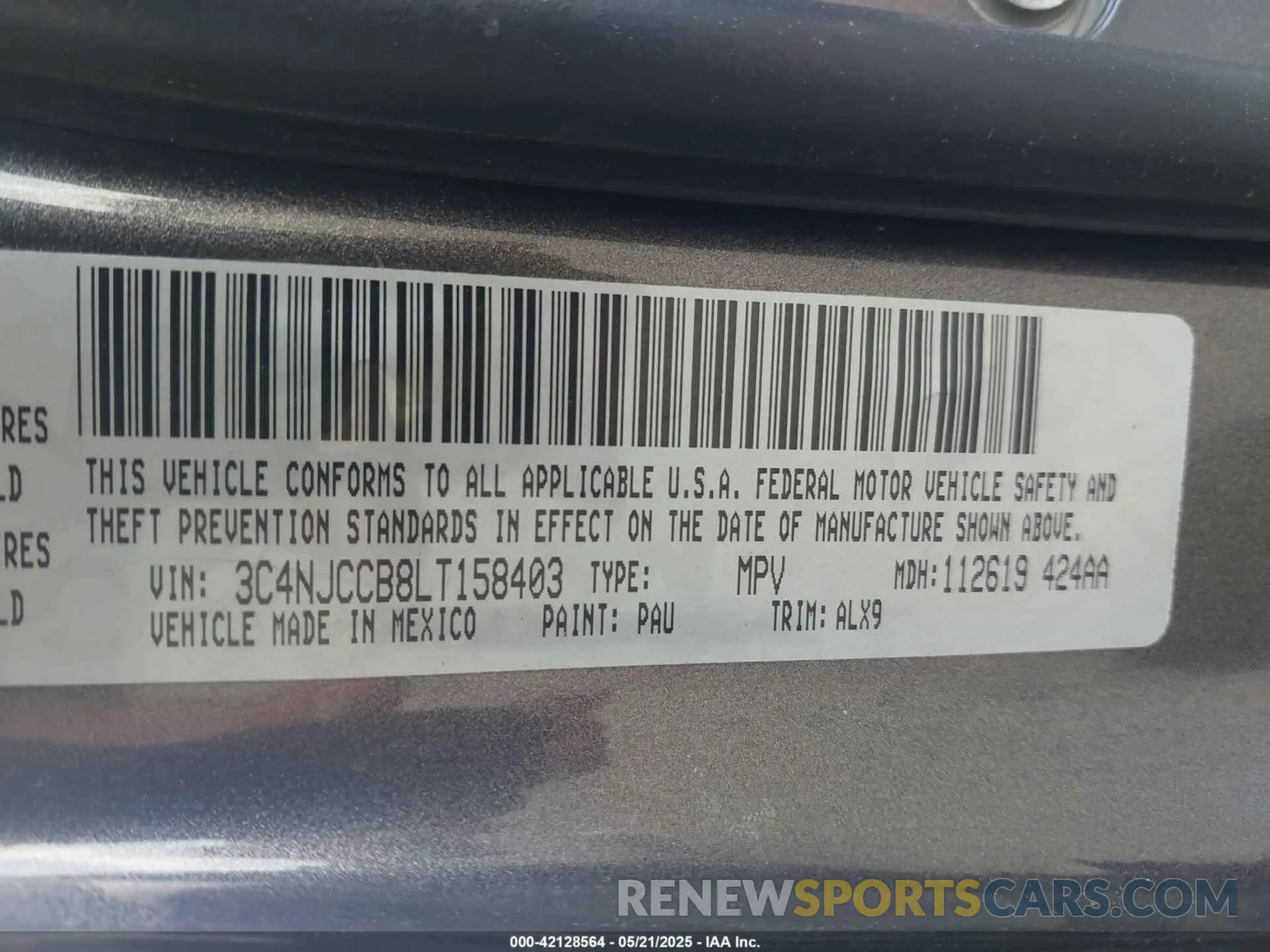 9 Photograph of a damaged car 3C4NJCCB8LT158403 JEEP COMPASS 2020