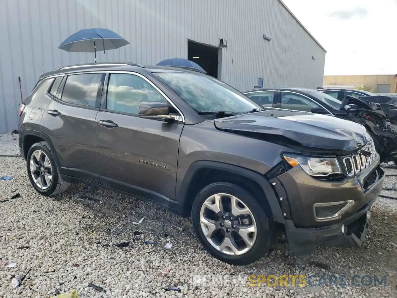 4 Photograph of a damaged car 3C4NJCCB9LT122669 JEEP COMPASS 2020