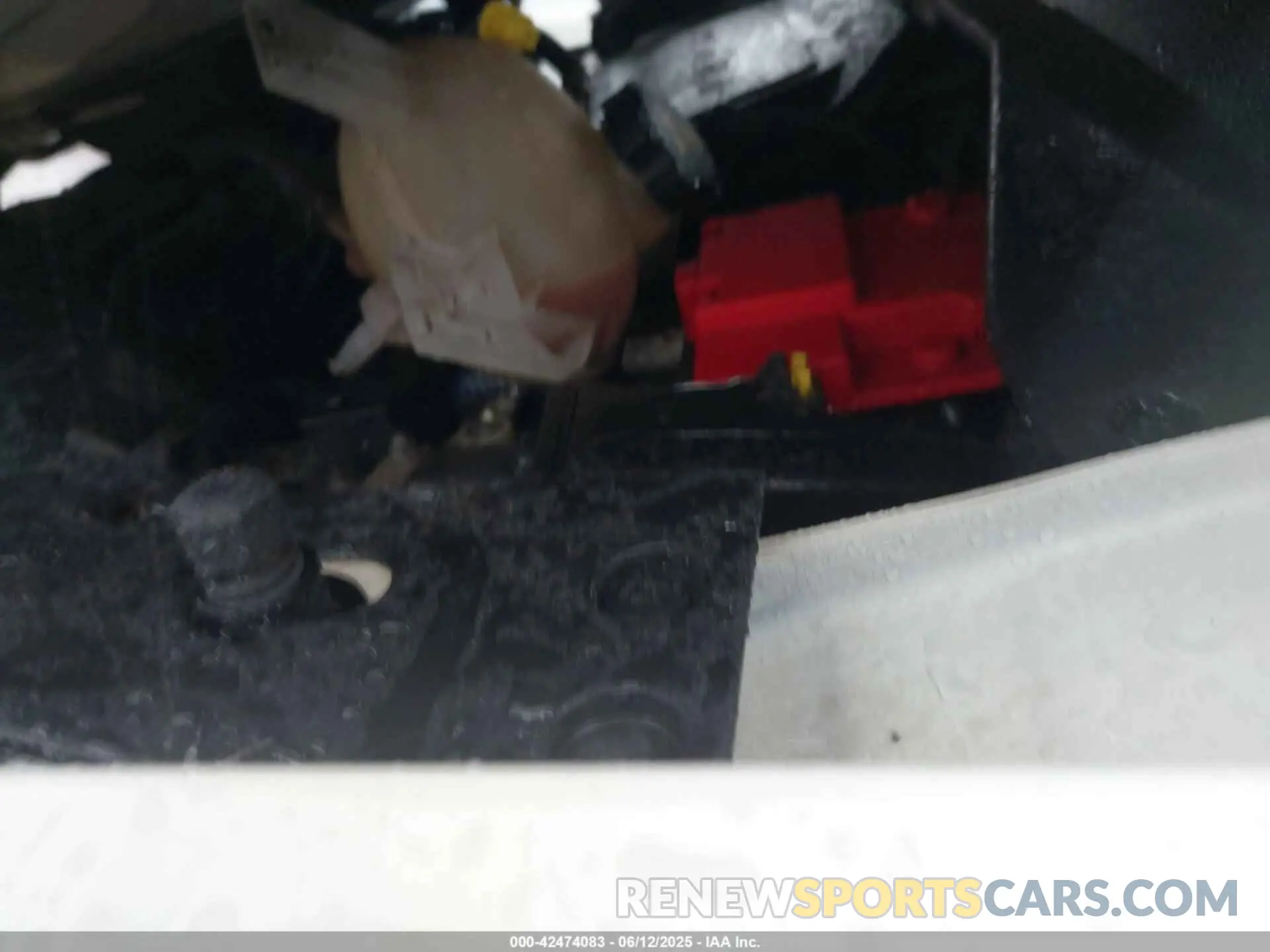 10 Photograph of a damaged car 3C4NJCCB9LT179695 JEEP COMPASS 2020