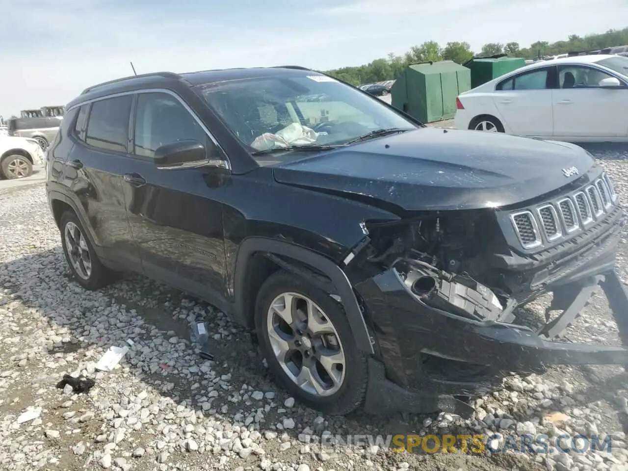 4 Photograph of a damaged car 3C4NJCCBXLT187577 JEEP COMPASS 2020