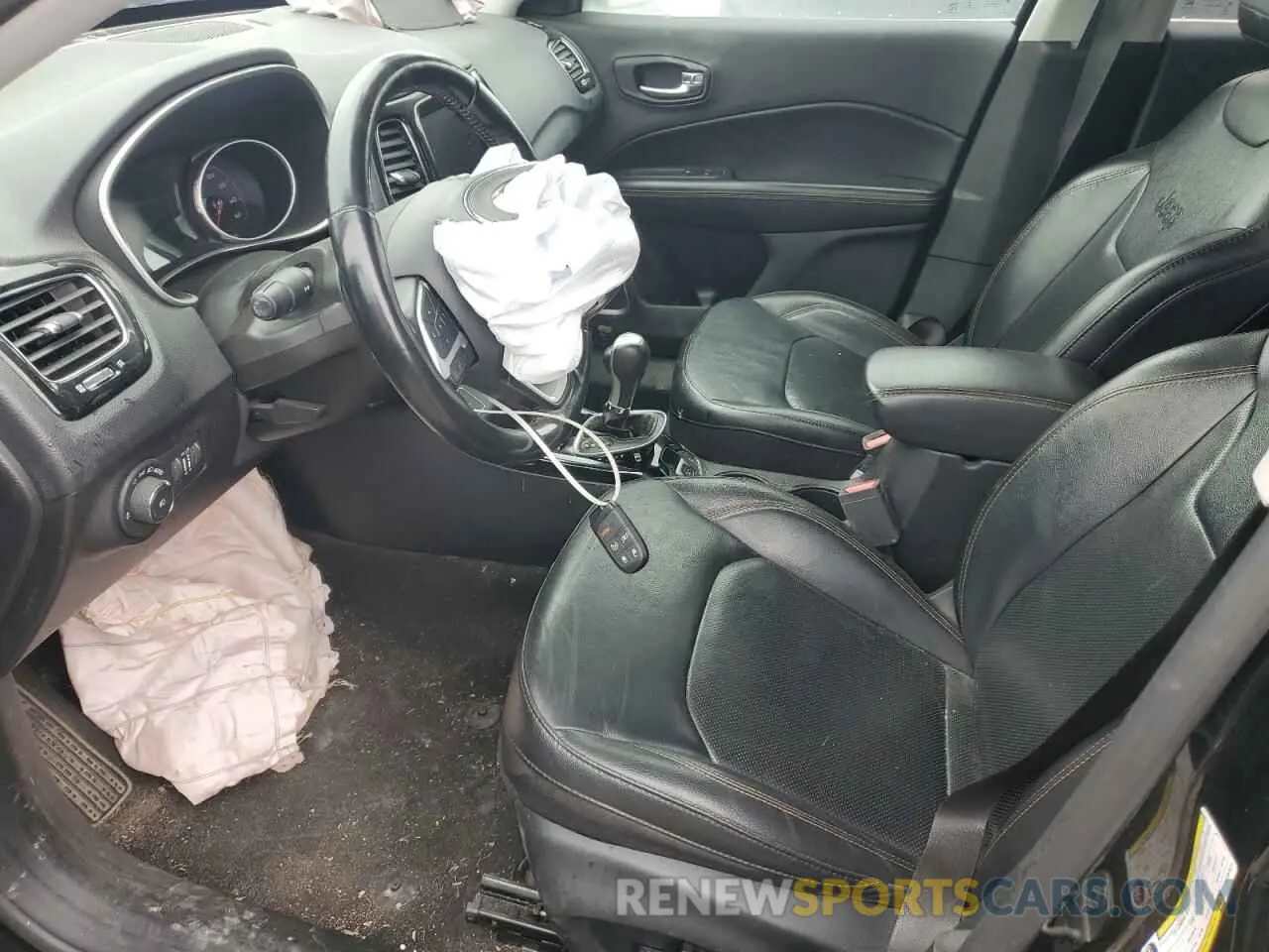 7 Photograph of a damaged car 3C4NJCCBXLT187577 JEEP COMPASS 2020