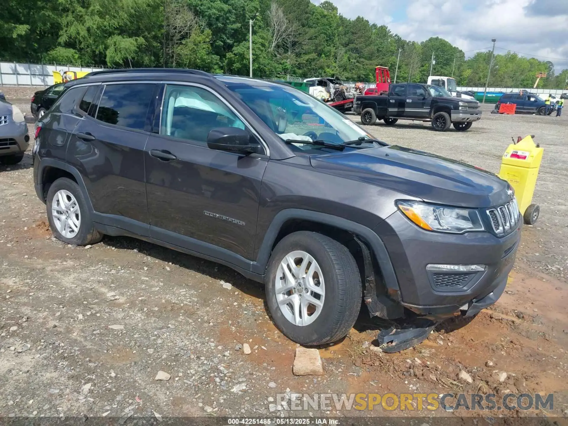 1 Photograph of a damaged car 3C4NJDAB0LT149235 JEEP COMPASS 2020
