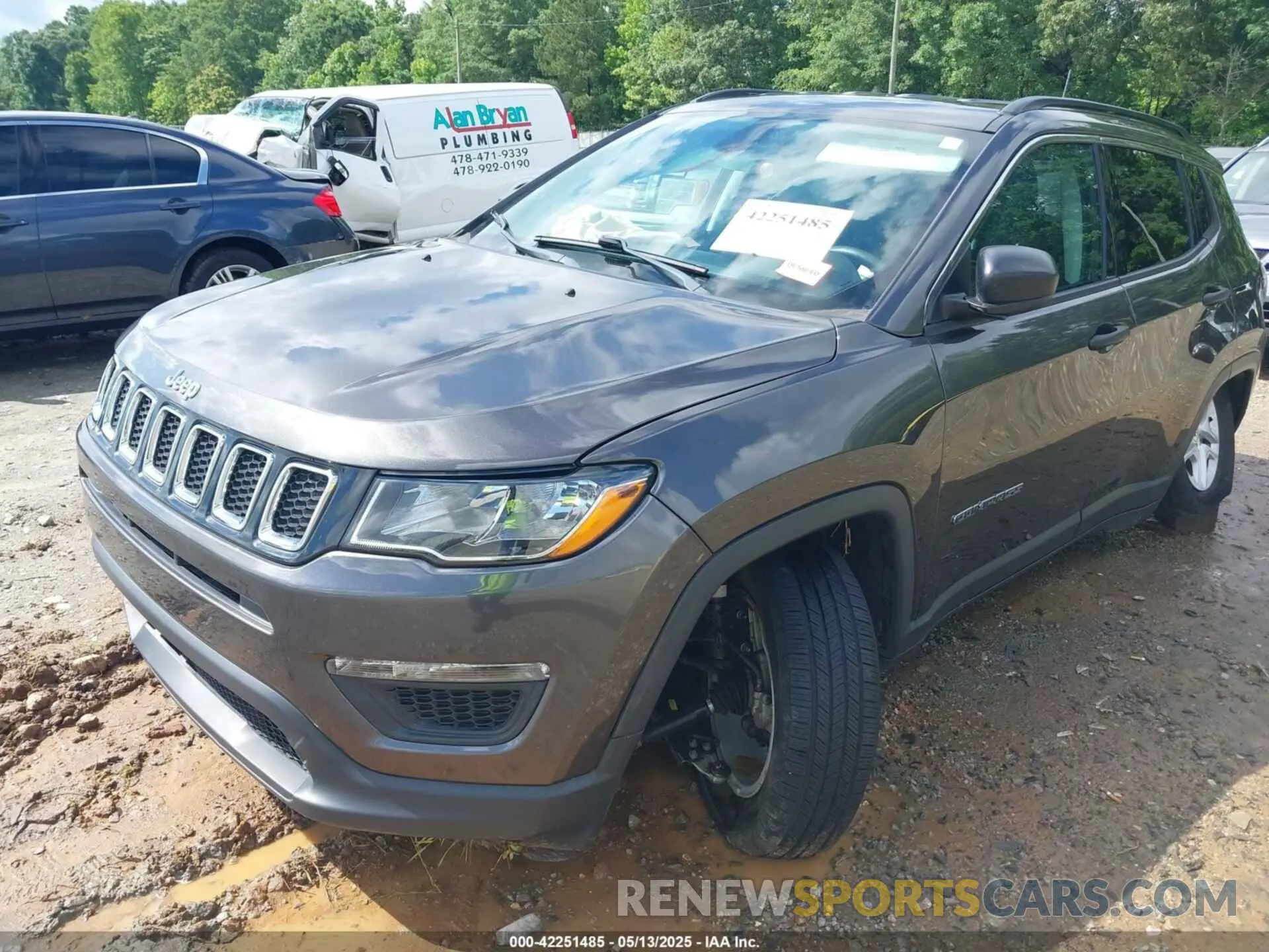 6 Photograph of a damaged car 3C4NJDAB0LT149235 JEEP COMPASS 2020