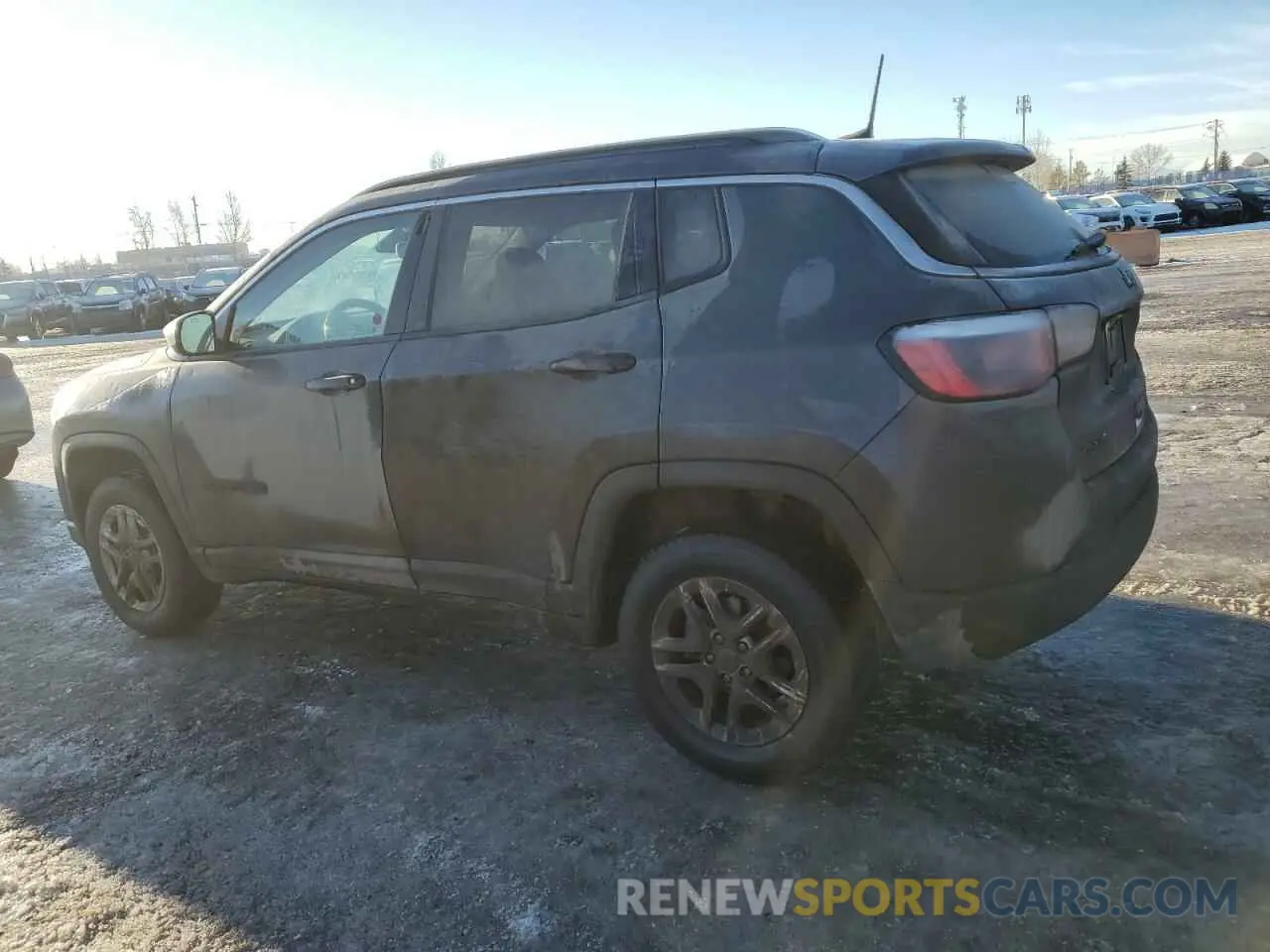 2 Photograph of a damaged car 3C4NJDAB1LT112288 JEEP COMPASS 2020