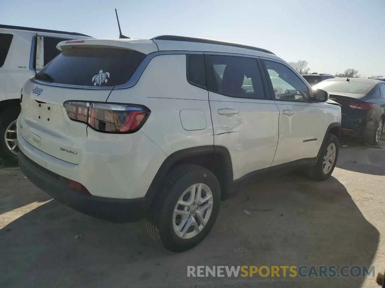 3 Photograph of a damaged car 3C4NJDAB1LT132704 JEEP COMPASS 2020