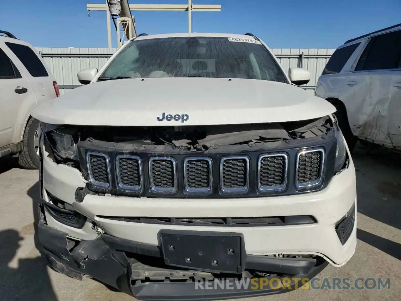 5 Photograph of a damaged car 3C4NJDAB1LT132704 JEEP COMPASS 2020