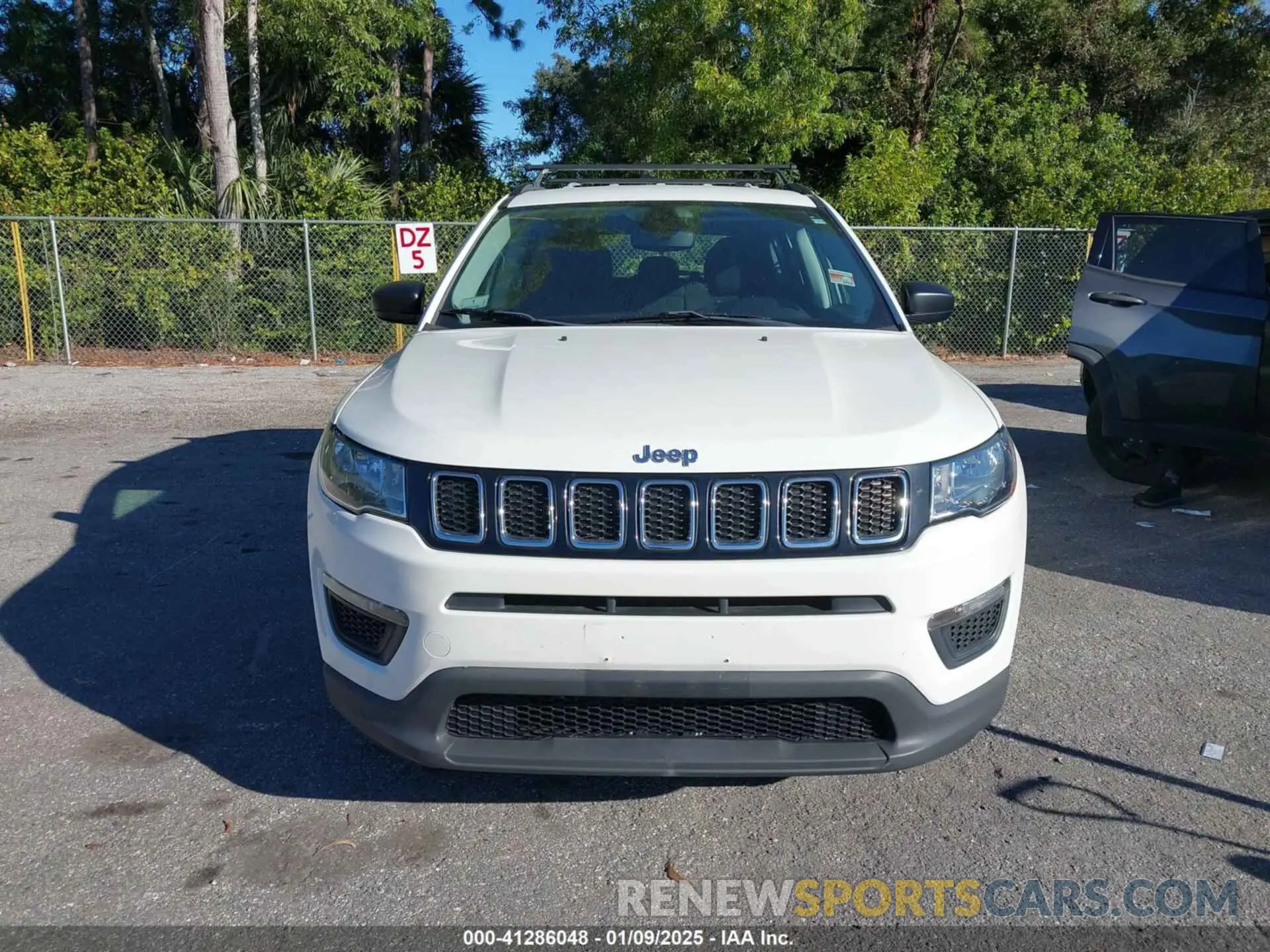 11 Photograph of a damaged car 3C4NJDAB3LT210111 JEEP COMPASS 2020