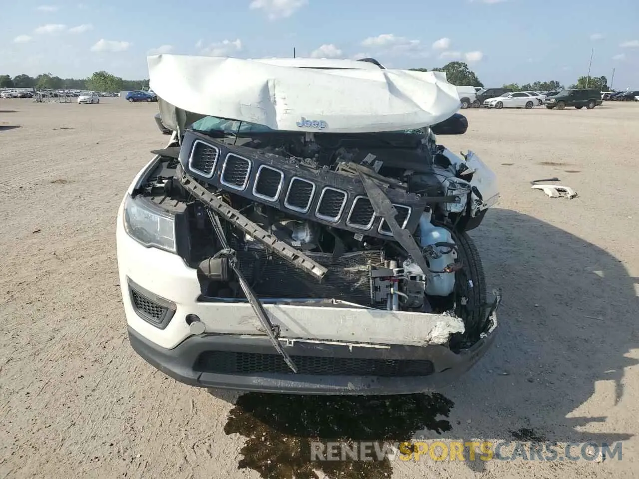 5 Photograph of a damaged car 3C4NJDAB8LT105015 JEEP COMPASS 2020