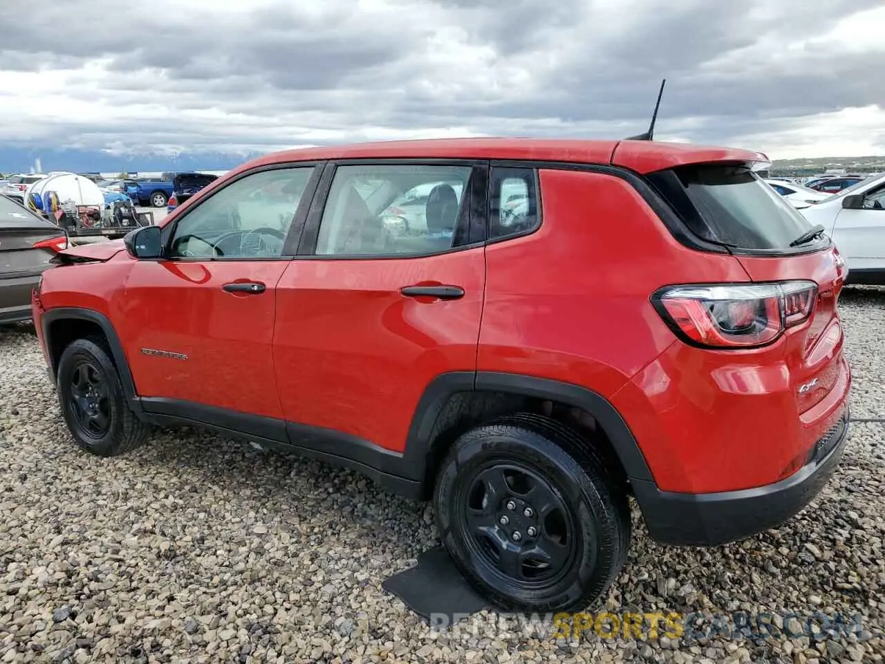 2 Photograph of a damaged car 3C4NJDAB9LT137584 JEEP COMPASS 2020