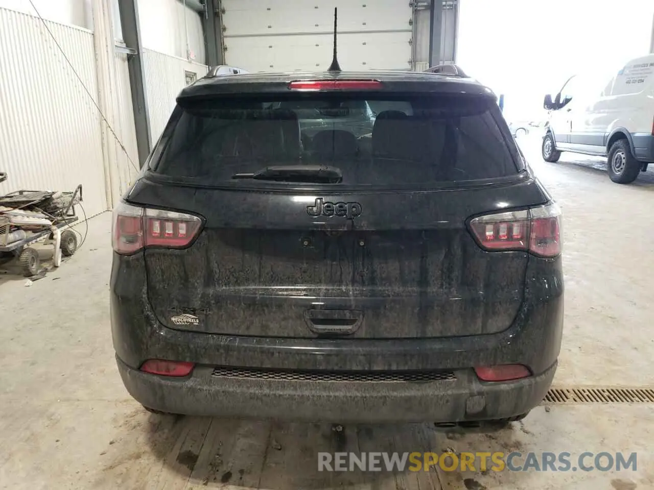 6 Photograph of a damaged car 3C4NJDBB0LT100664 JEEP COMPASS 2020