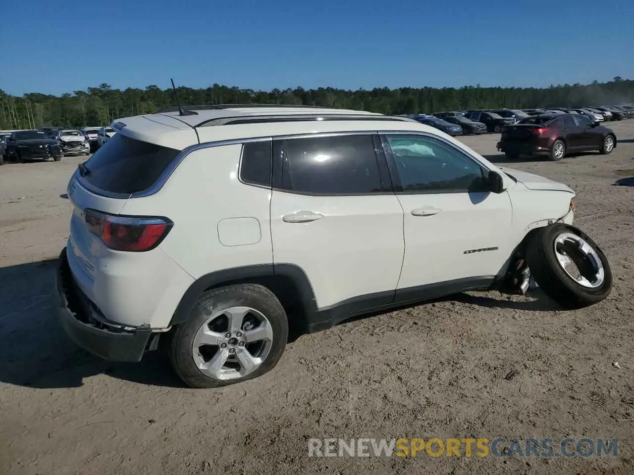3 Photograph of a damaged car 3C4NJDBB0LT101376 JEEP COMPASS 2020