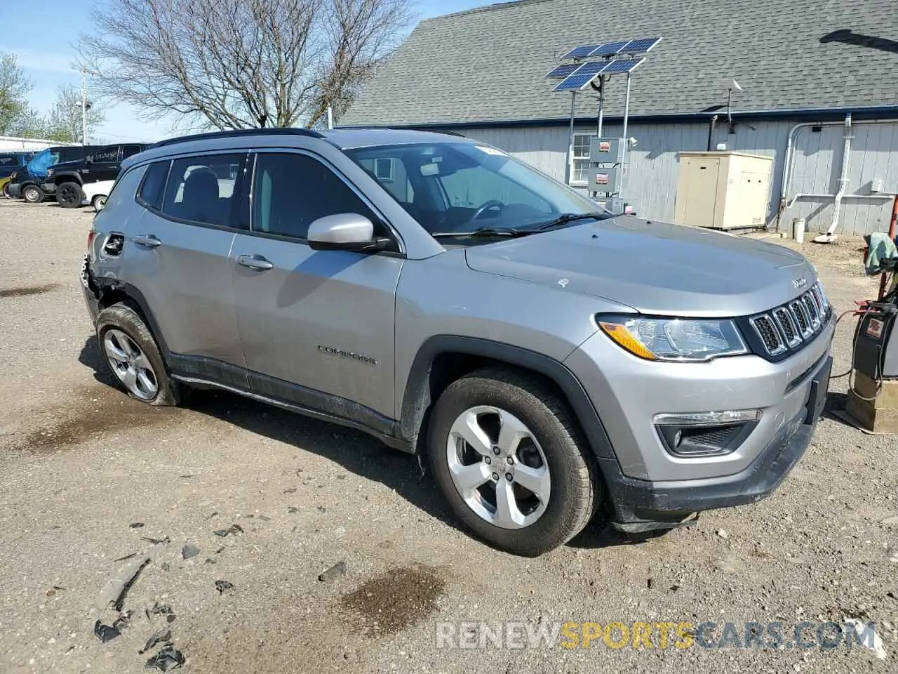 4 Photograph of a damaged car 3C4NJDBB0LT108943 JEEP COMPASS 2020
