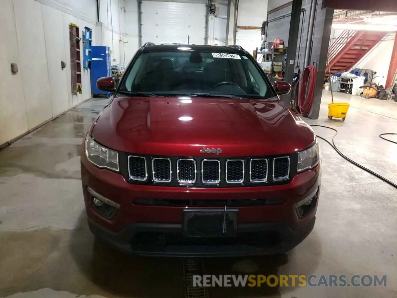 5 Photograph of a damaged car 3C4NJDBB0LT229343 JEEP COMPASS 2020