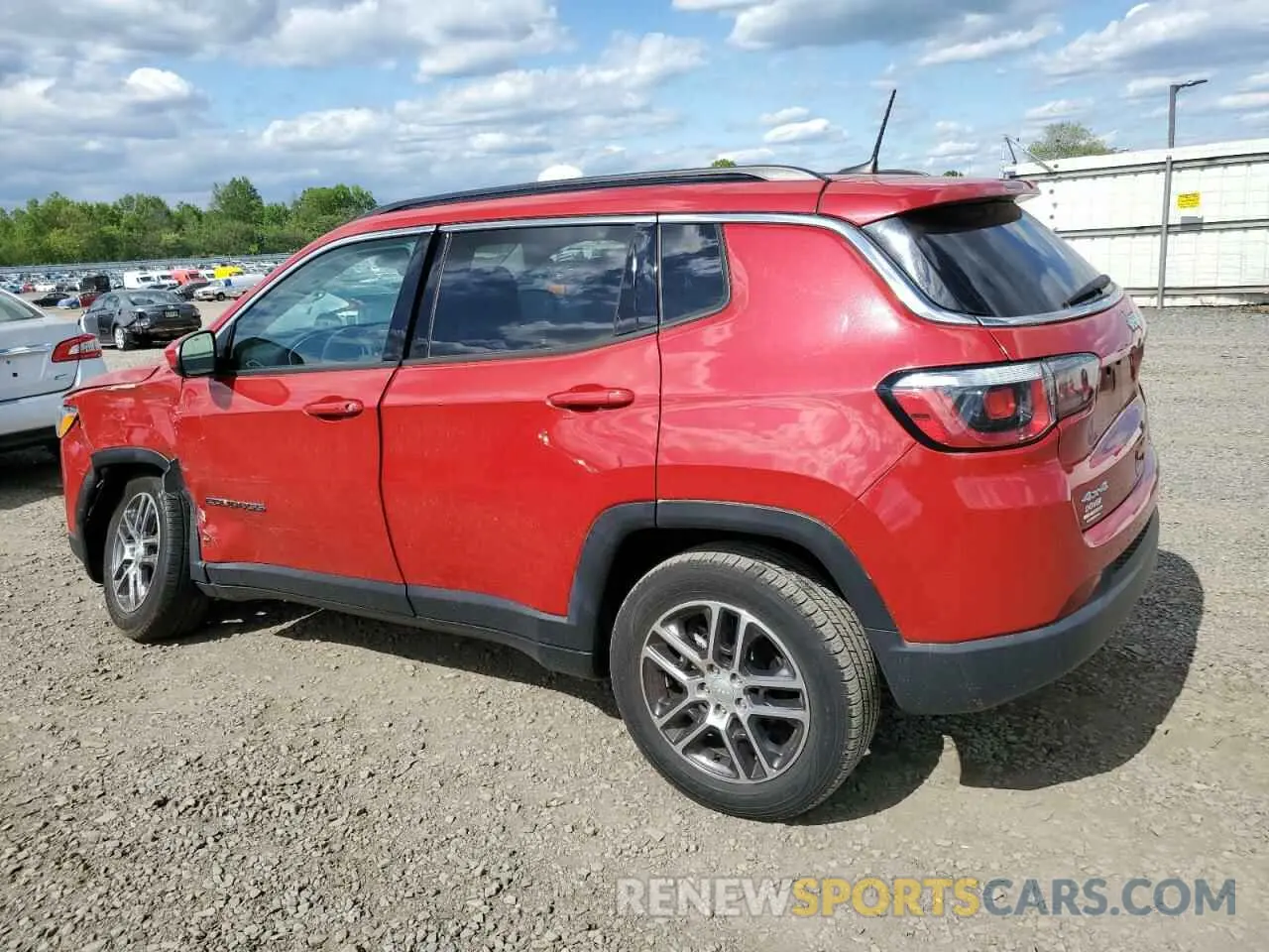 2 Photograph of a damaged car 3C4NJDBB1LT129848 JEEP COMPASS 2020