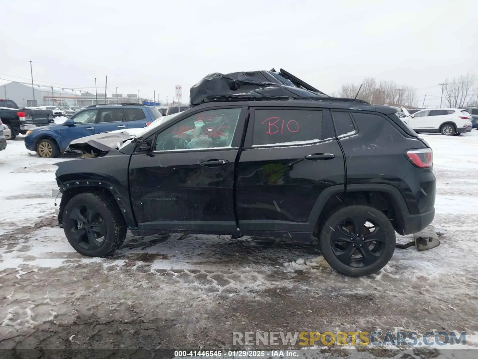 13 Photograph of a damaged car 3C4NJDBB1LT133401 JEEP COMPASS 2020