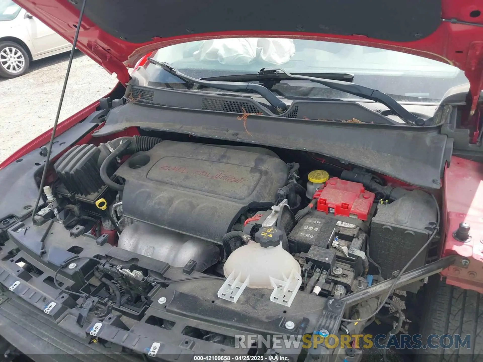 10 Photograph of a damaged car 3C4NJDBB1LT135570 JEEP COMPASS 2020