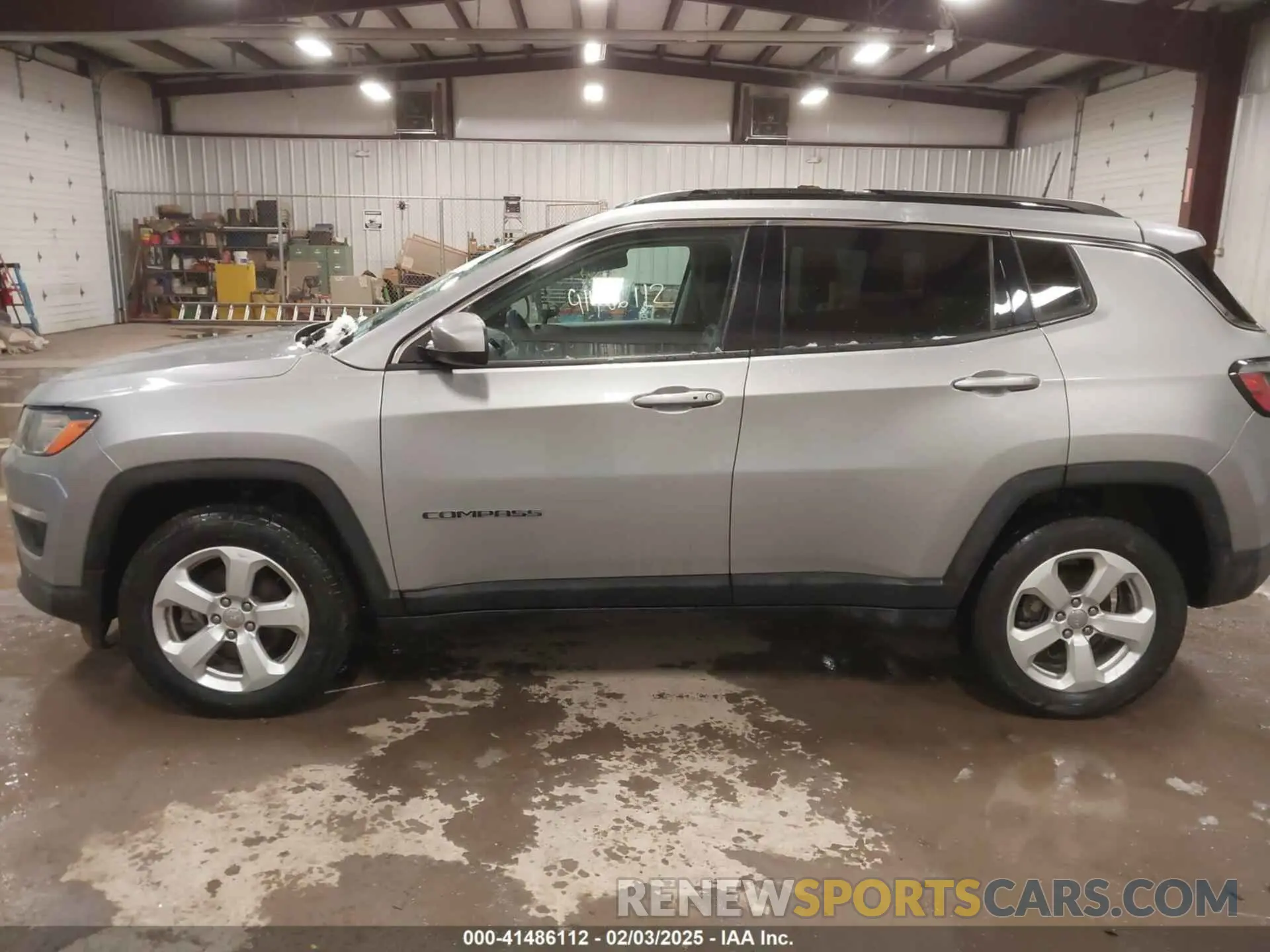 14 Photograph of a damaged car 3C4NJDBB1LT155169 JEEP COMPASS 2020