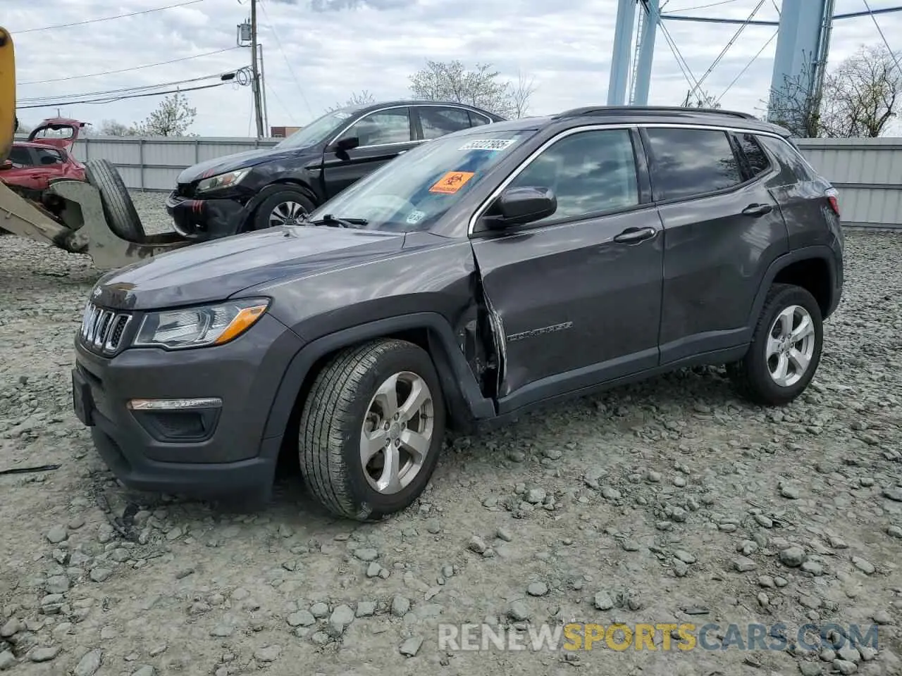 1 Photograph of a damaged car 3C4NJDBB1LT205116 JEEP COMPASS 2020