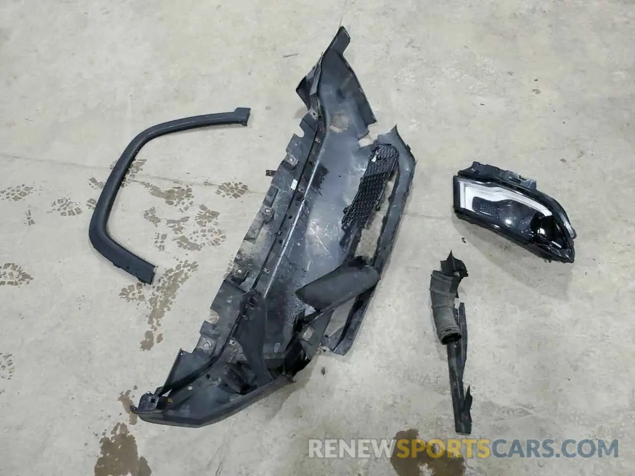 13 Photograph of a damaged car 3C4NJDBB2LT116591 JEEP COMPASS 2020