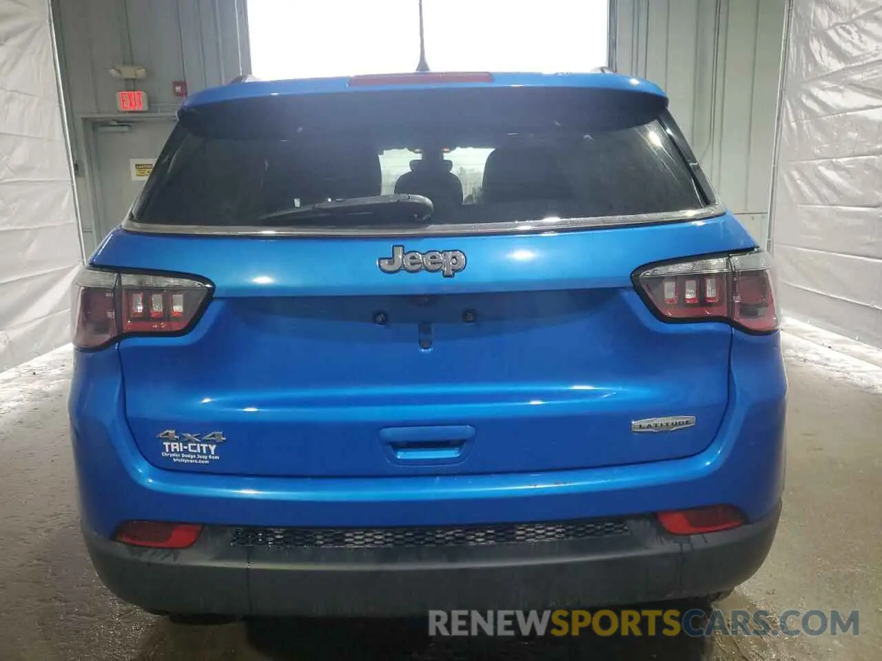 6 Photograph of a damaged car 3C4NJDBB3LT115739 JEEP COMPASS 2020